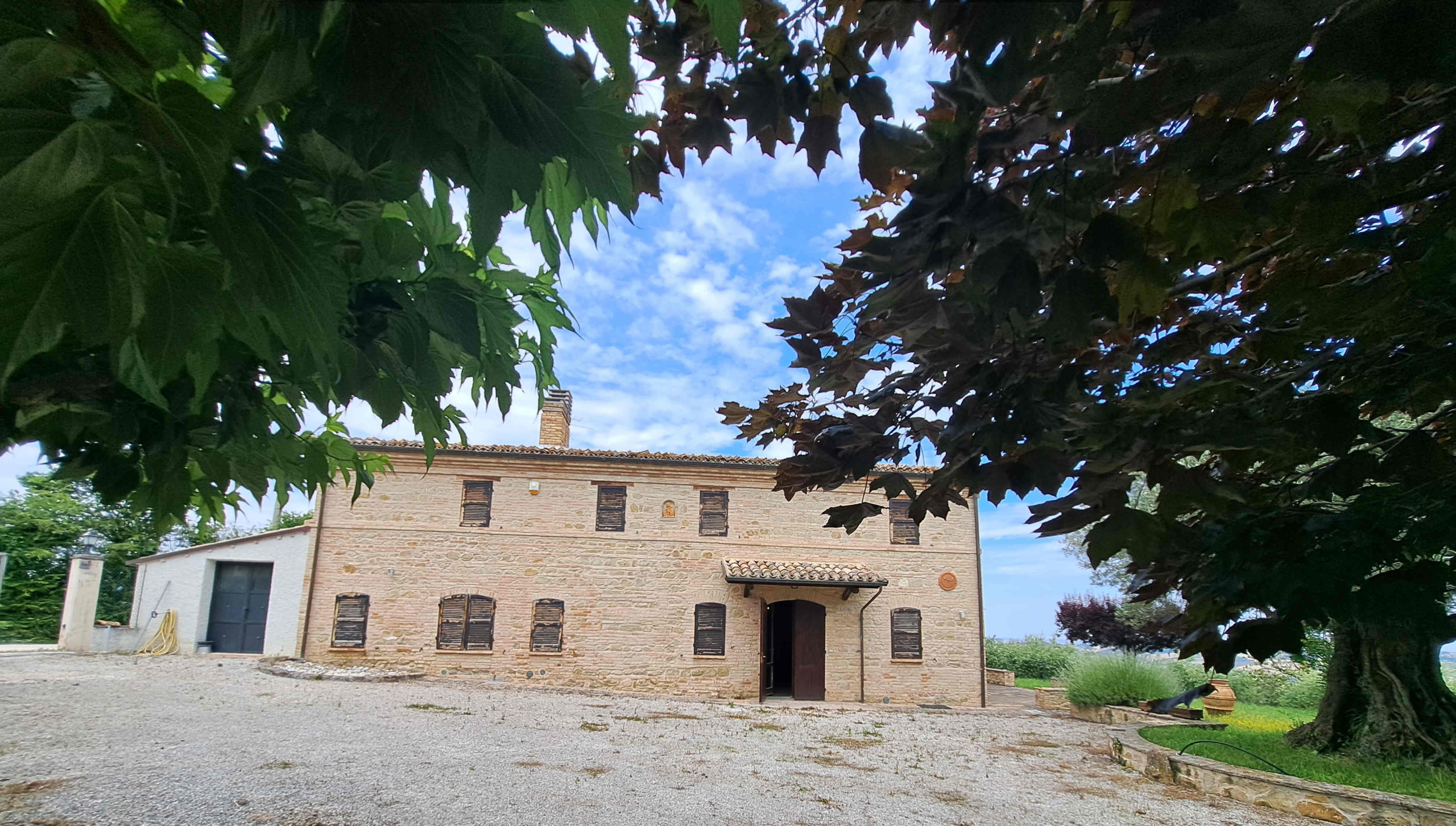 Stone Villa in Le Marche