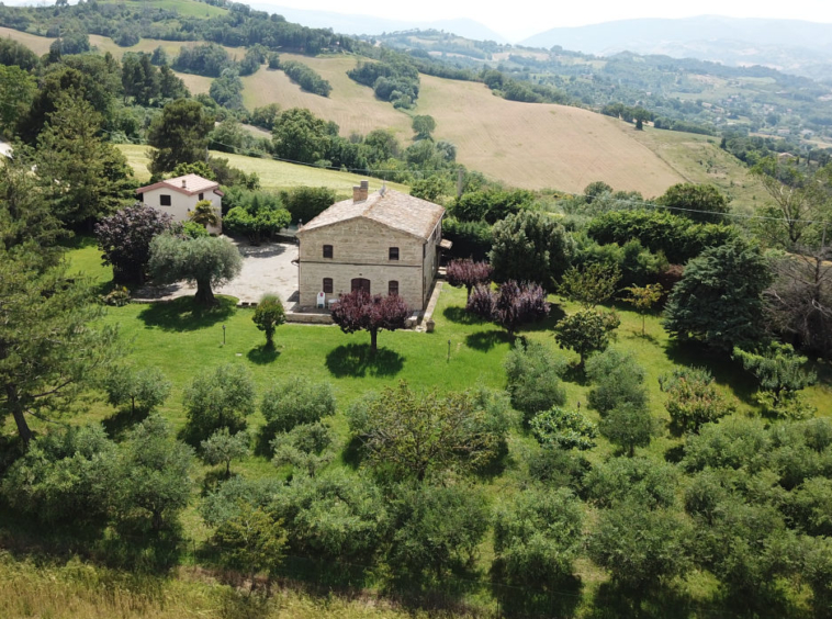 Stone Villa in Le Marche