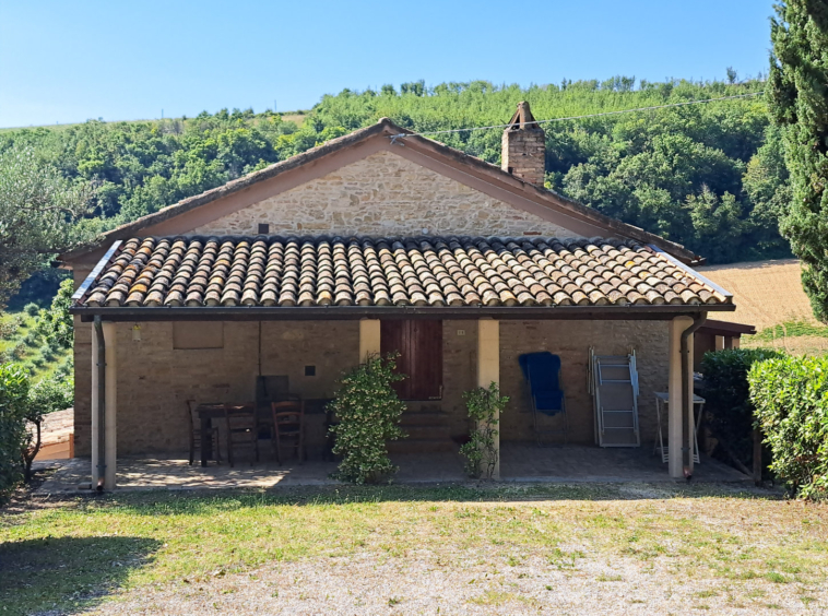 Agriturismo for sale in Le Marche