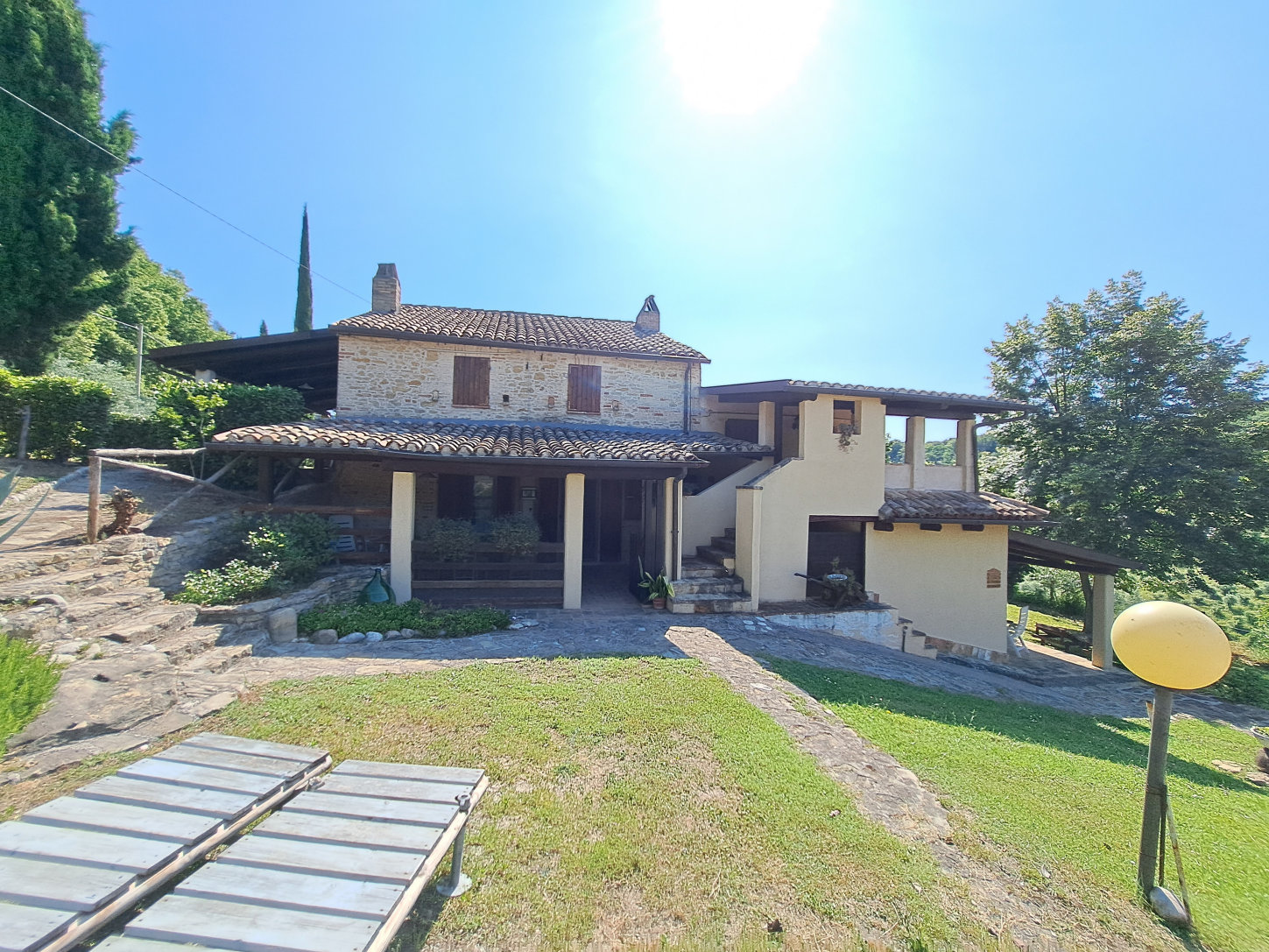 Agriturismo for sale in Le Marche