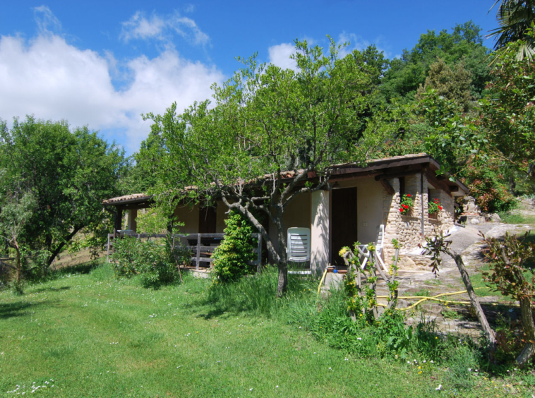 Agriturismo for sale in Le Marche