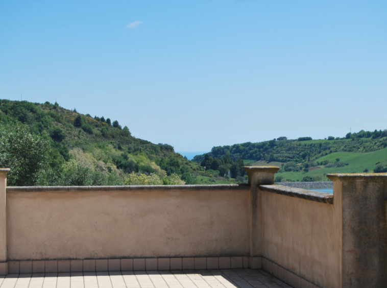 Agriturismo for sale in Le Marche