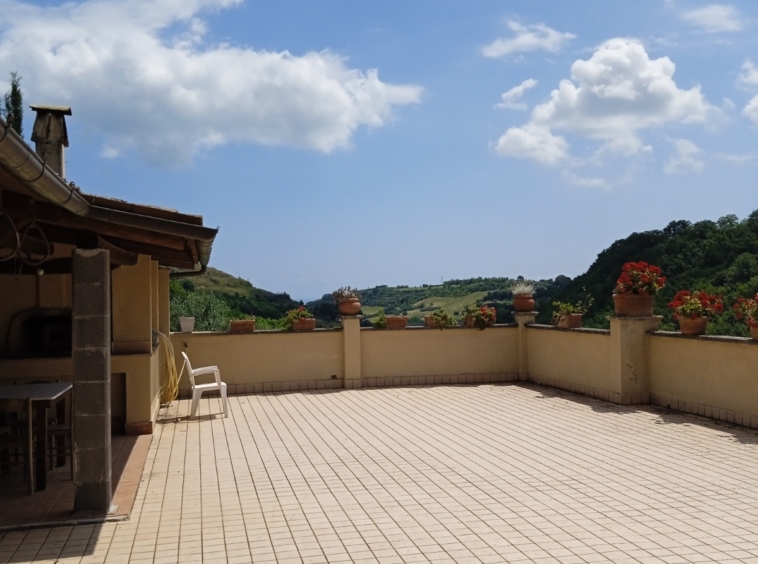 Agriturismo for sale in Le Marche