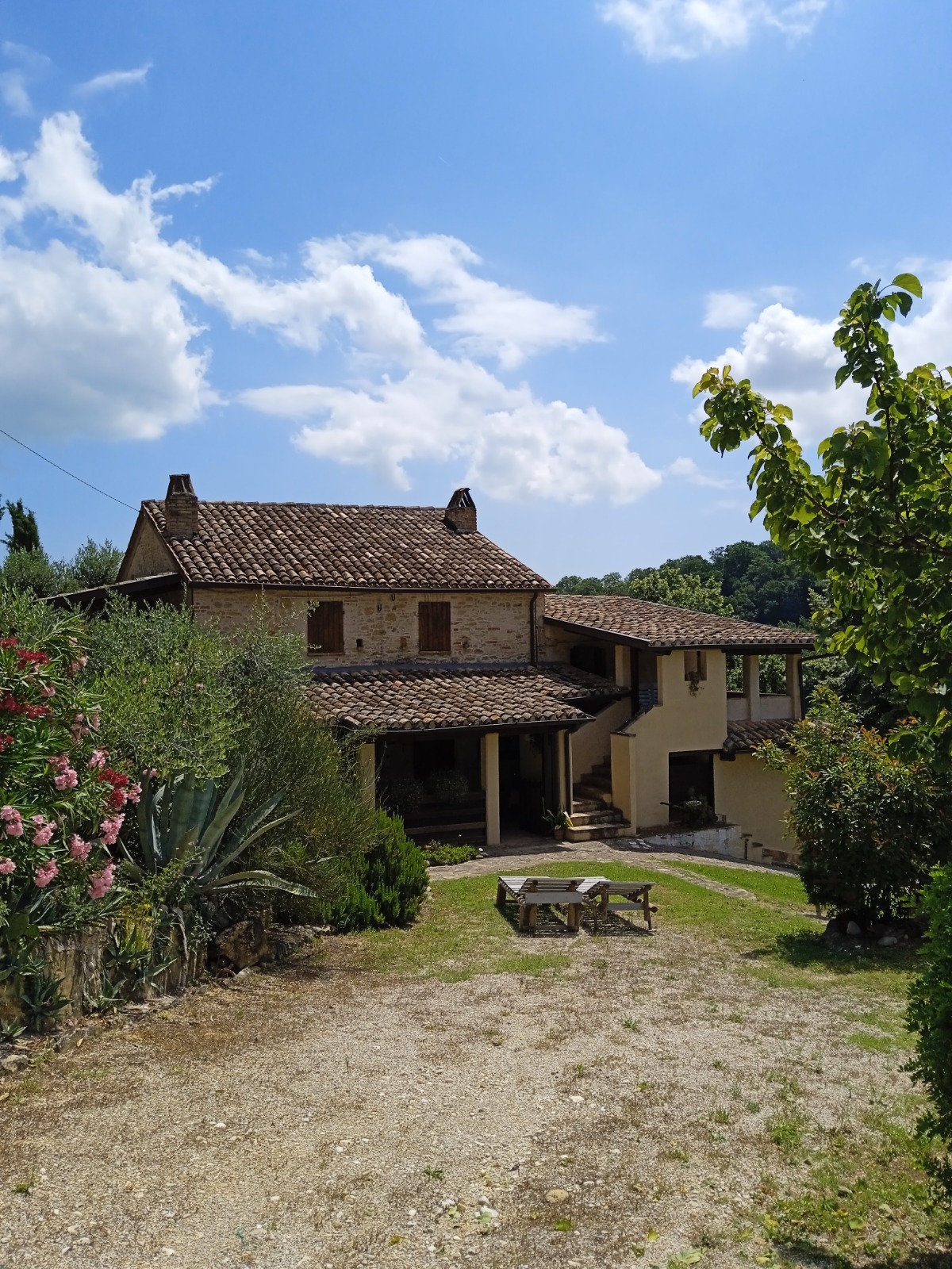 Agriturismo for sale in Le Marche