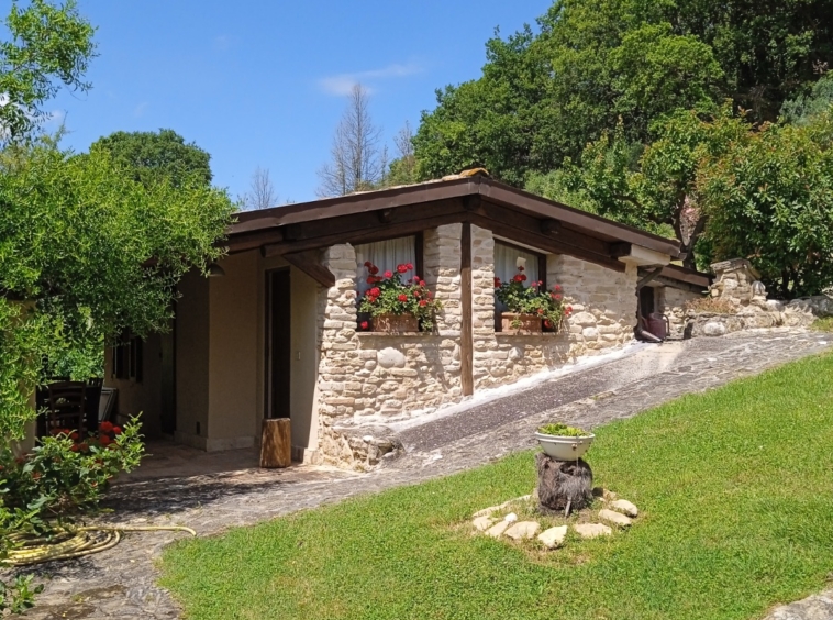 Agriturismo for sale in Le Marche