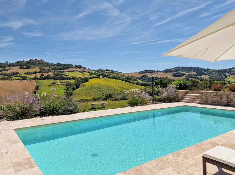 Villa for sale with pool
