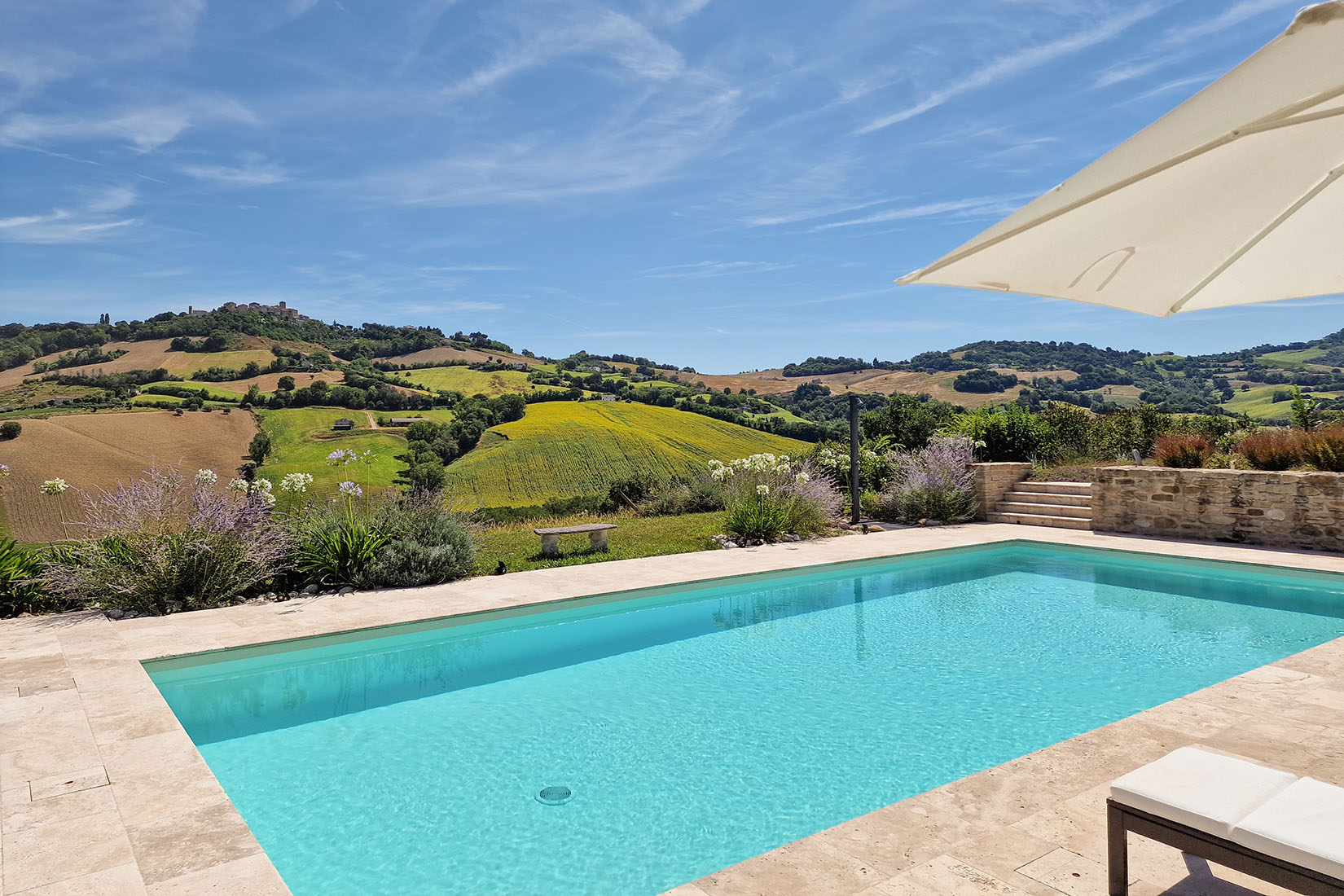 Villa for sale with pool