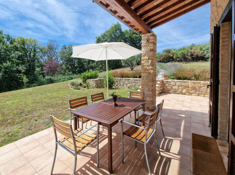 Villa for sale with pool