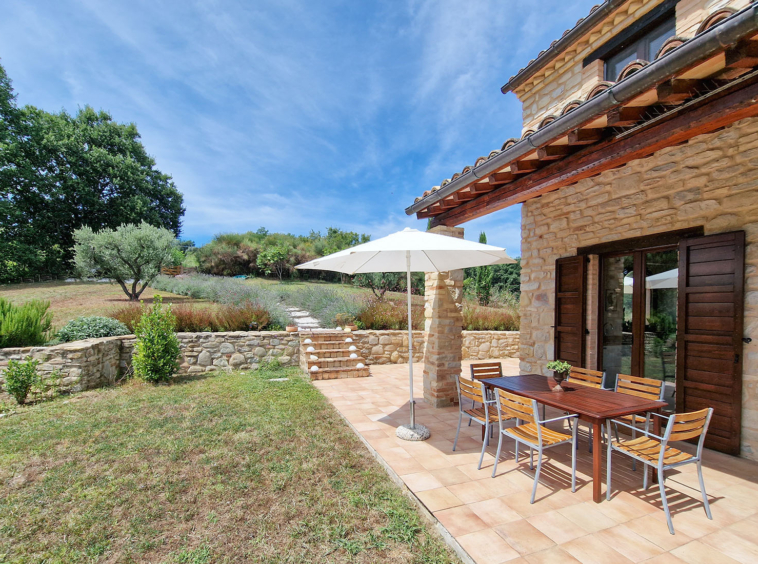 Villa for sale with pool