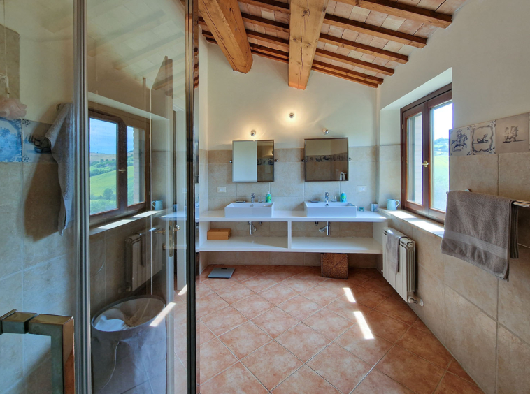 Villa for sale with pool