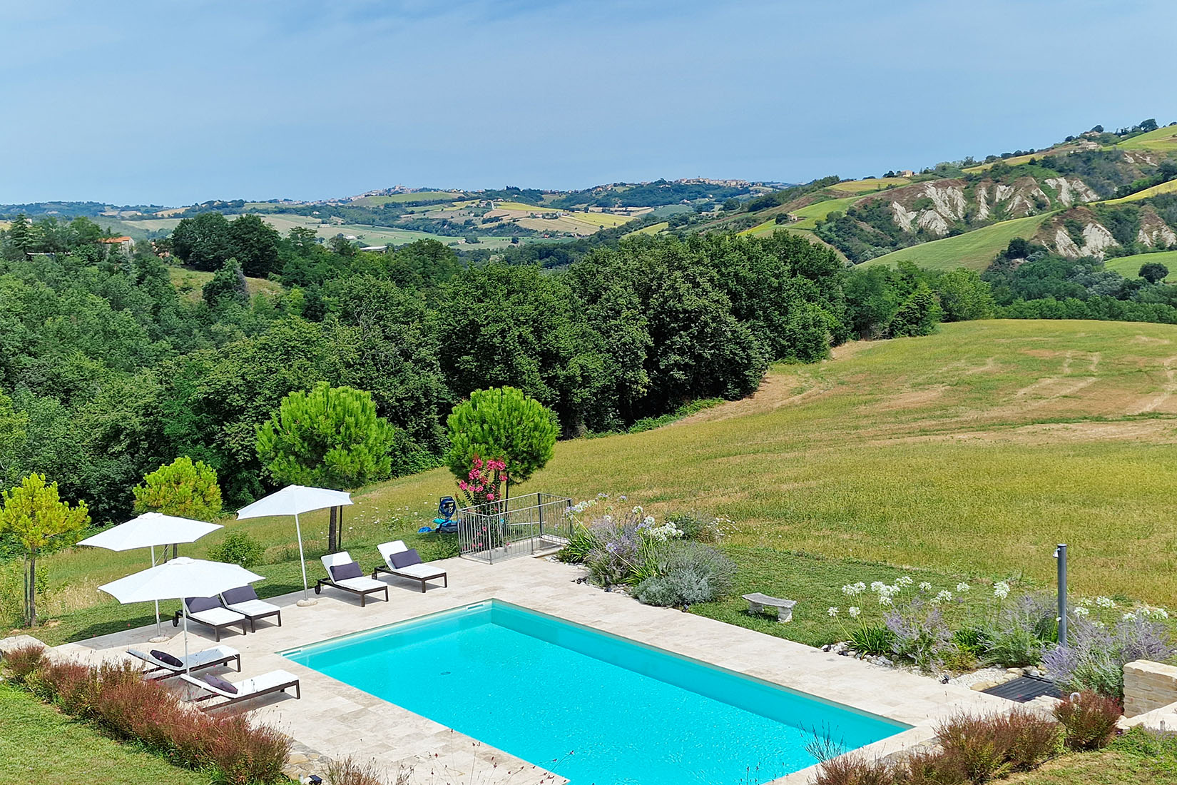 Villa for sale with pool