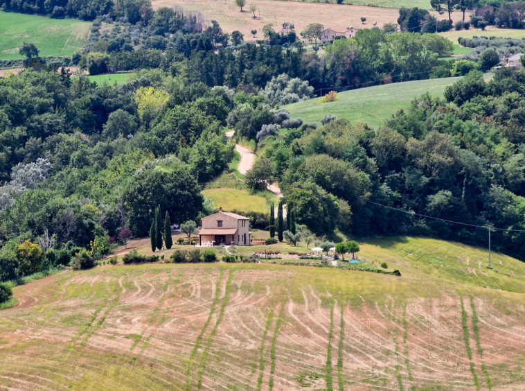 Villa for sale with pool