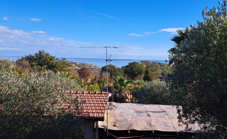 house with sea view in Le Marche