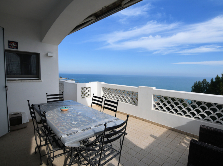 Villa by the beach in Pedaso terrace
