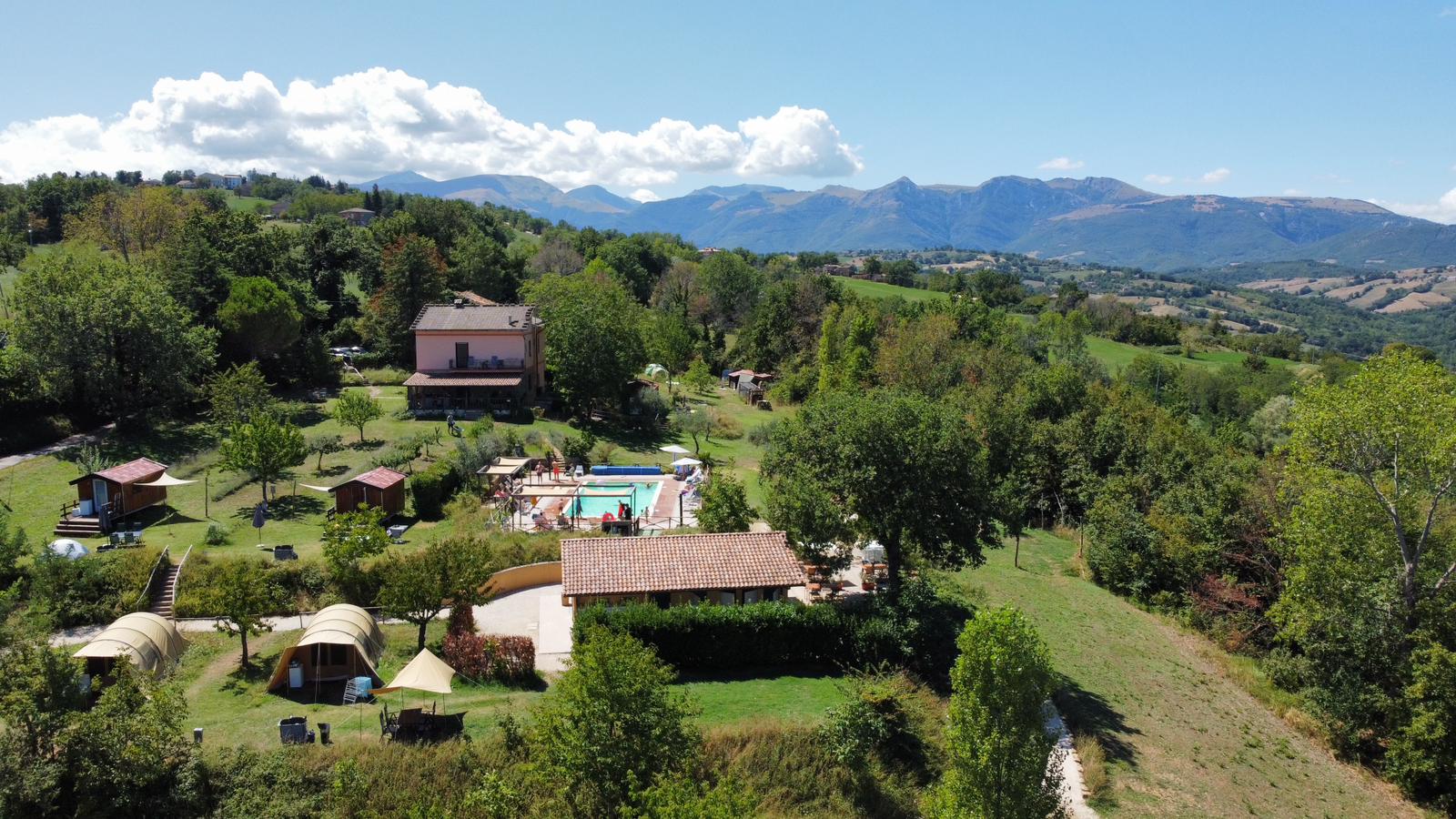 Agri camping in Le marche Agri camping in Le marche