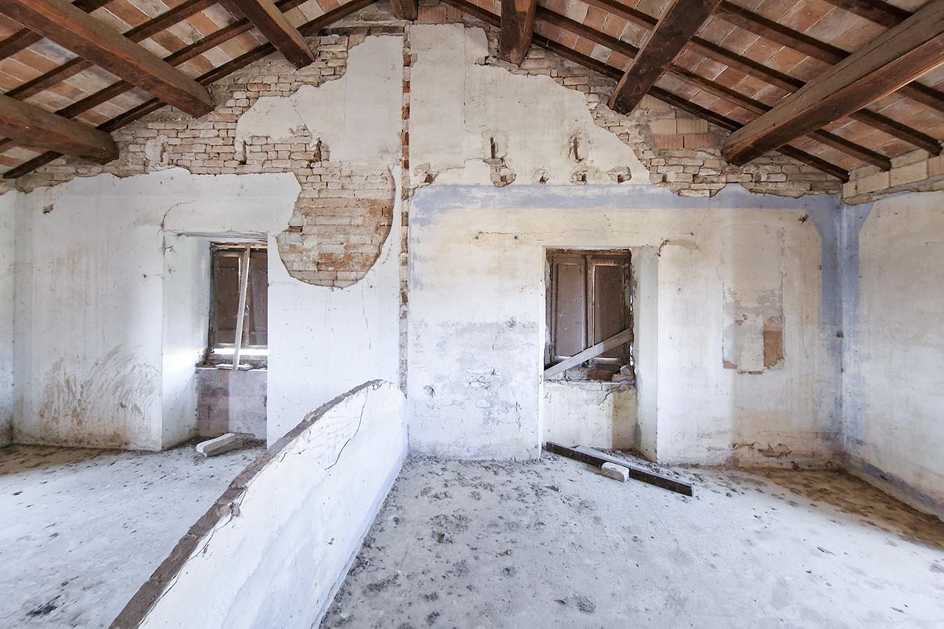 Country house with sea view in Le Marche