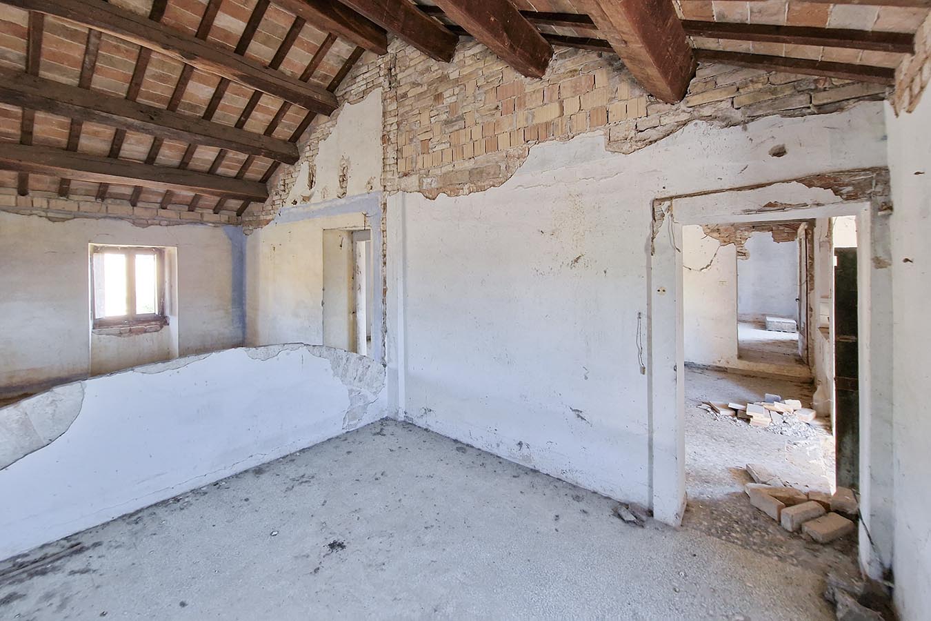 Country house with sea view in Le Marche