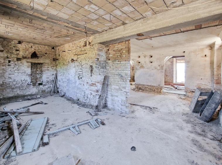 Country house with sea view in Le Marche