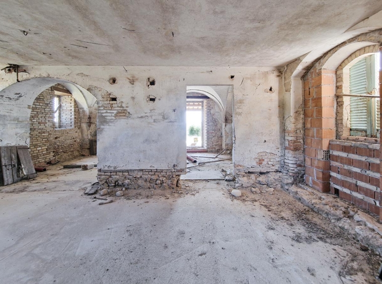 Country house with sea view in Le Marche