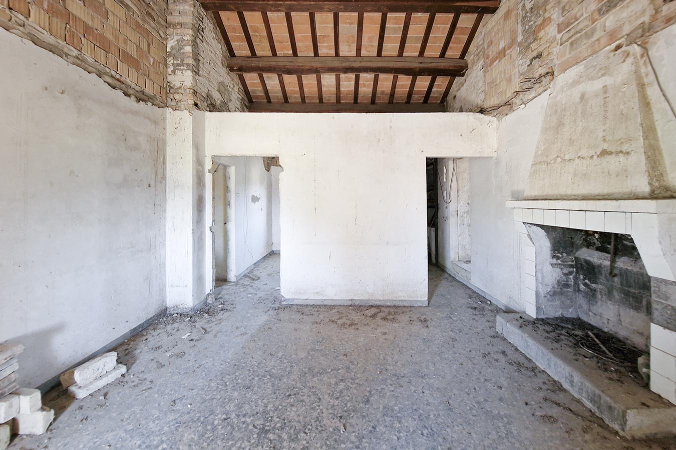 Country house with sea view in Le Marche