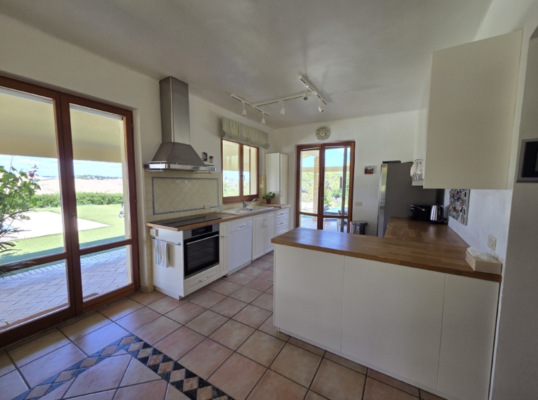 Country house with Pool in Le Marche